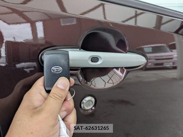 Daihatsu TANTO EXE 2013-05 7330631-23