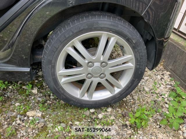 Daihatsu TANTO EXE 2010-02 8038747-13