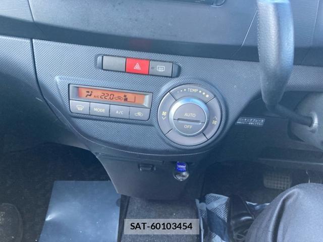Daihatsu TANTO EXE 2010-08 8102291-17