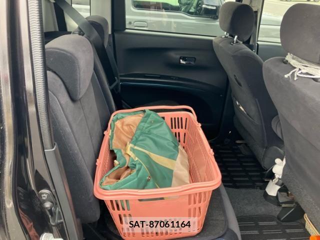 Daihatsu TANTO EXE 2010-03 7458406-12