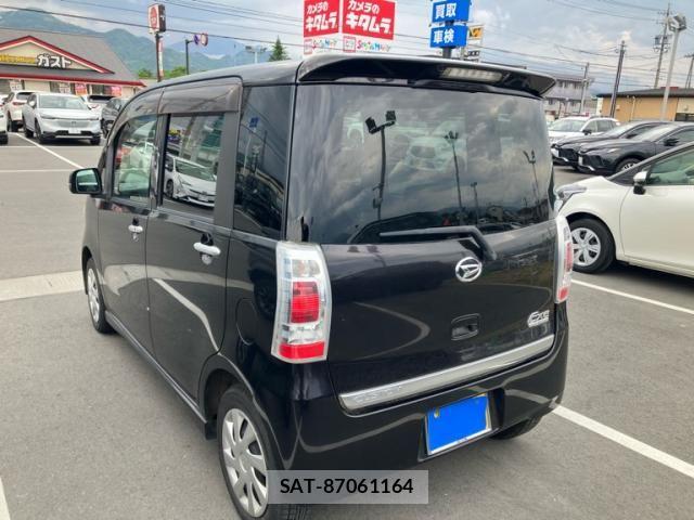 Daihatsu TANTO EXE 2010-03 7458406-8