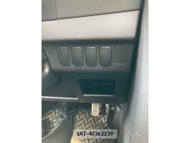 Daihatsu TANTO EXE 2010-03 8882609-16