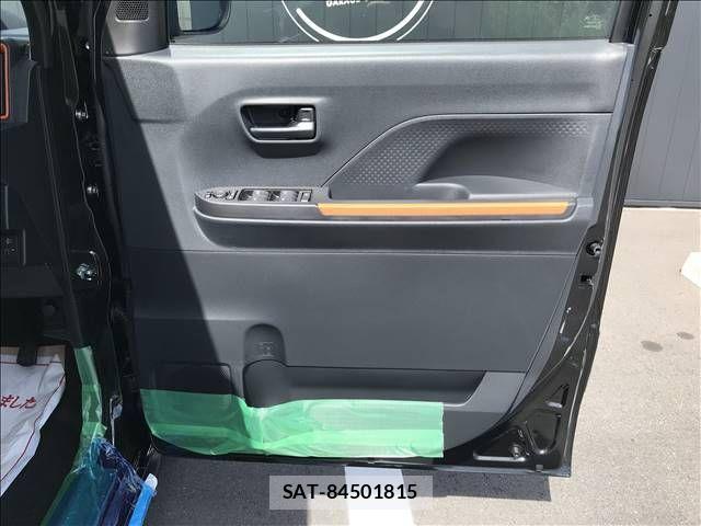 Daihatsu Tanto Fun Cross 2025-10 1476104-12