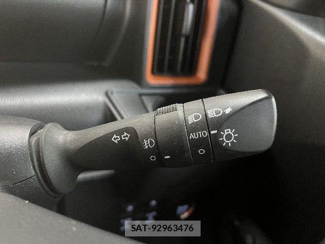 Daihatsu Tanto Fun Cross 2023-11 1829671-16