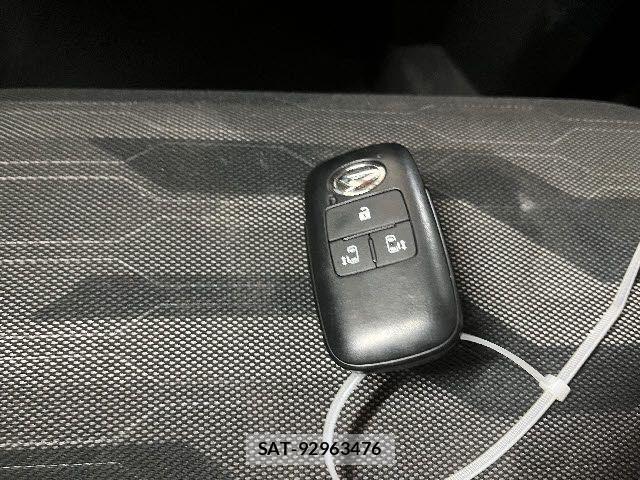 Daihatsu Tanto Fun Cross 2023-11 1829671-25