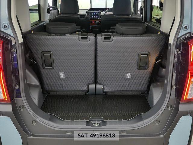 Daihatsu Tanto Fun Cross 2024-10 1906033-18
