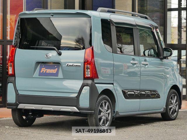 Daihatsu Tanto Fun Cross 2024-10 1906033-1