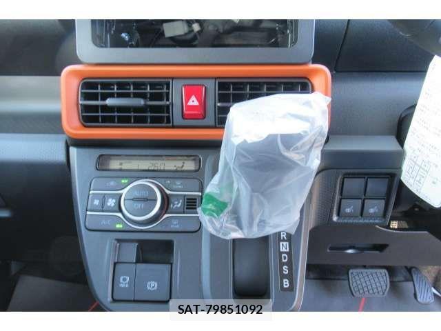 Daihatsu Tanto Fun Cross 2024-12 2118358-11
