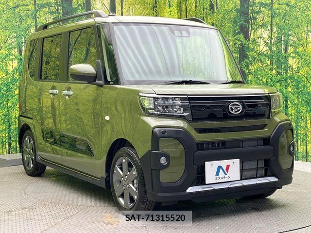 Daihatsu Tanto Fun Cross 2023-01 3068725-16
