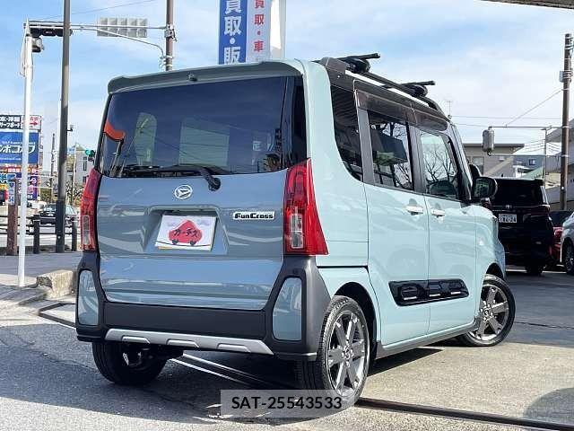 Daihatsu Tanto Fun Cross 2023-05 3389573-2