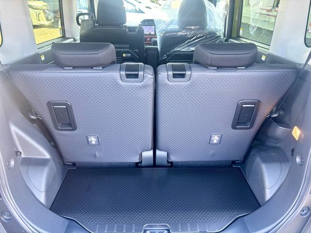 Daihatsu Tanto Fun Cross 2022-11 3685973-10
