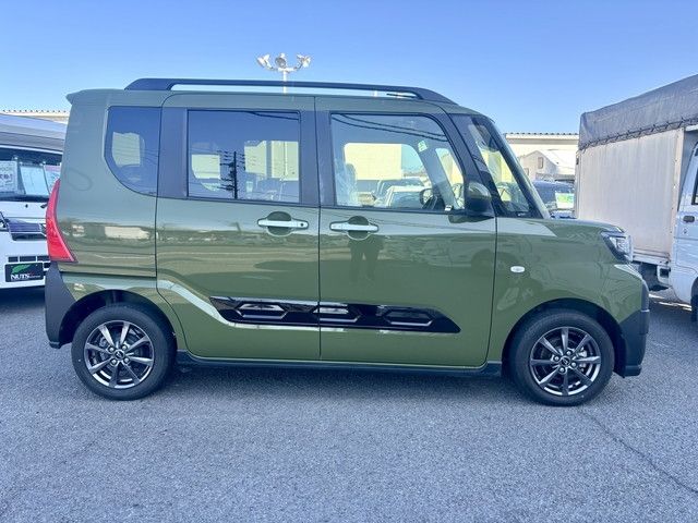 Daihatsu Tanto Fun Cross 2022-11 3685973-18