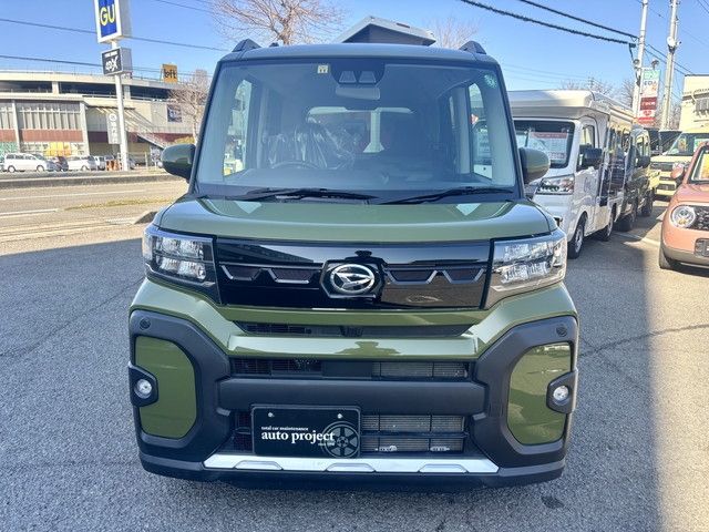 Daihatsu Tanto Fun Cross 2022-11 3685973-1