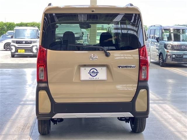 Daihatsu Tanto Fun Cross 2025-06 3685942-20