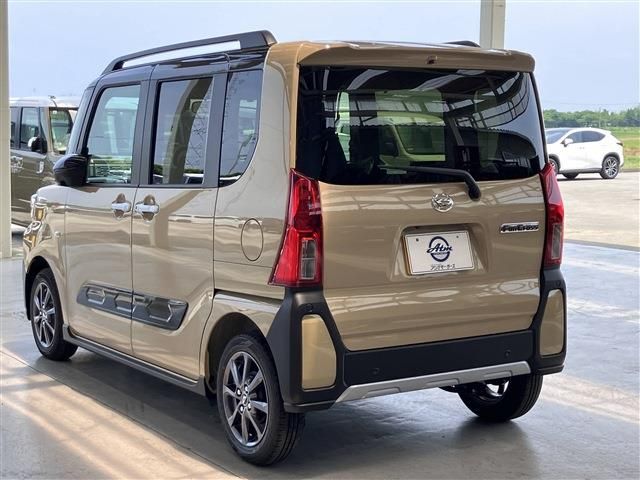 Daihatsu Tanto Fun Cross 2025-06 3685942-21