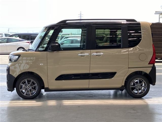 Daihatsu Tanto Fun Cross 2025-06 3685942-22