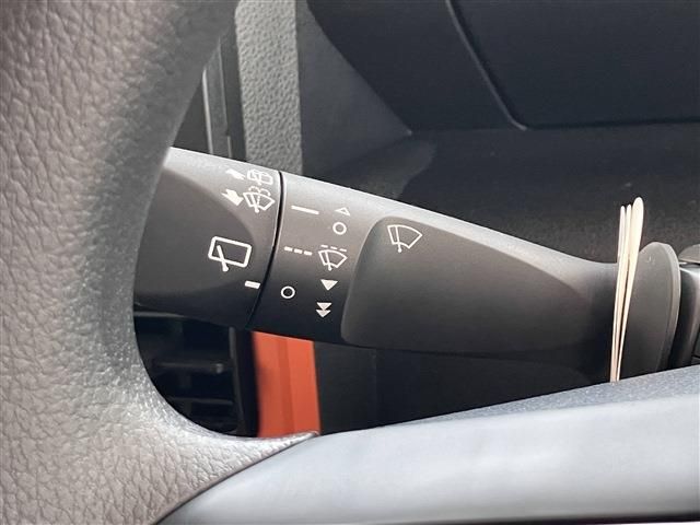 Daihatsu Tanto Fun Cross 2025-06 3685942-25
