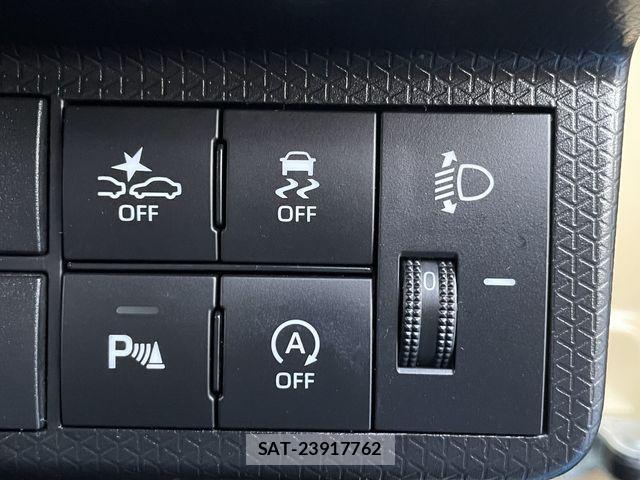 Daihatsu Tanto Fun Cross 2023-01 4050657-9