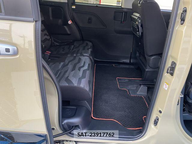 Daihatsu Tanto Fun Cross 2023-01 4050657-6