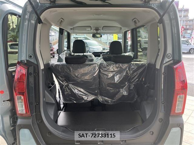 Daihatsu TANTO 2022-12 1054859-11