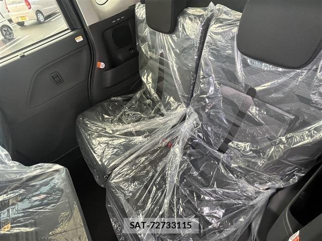 Daihatsu TANTO 2022-12 1054859-18