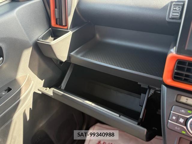 Daihatsu TANTO 2025-09 5880934-29