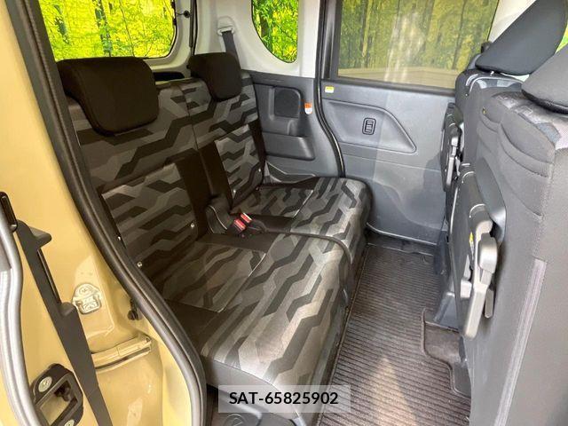 Daihatsu TANTO 2023-10 6306948-8