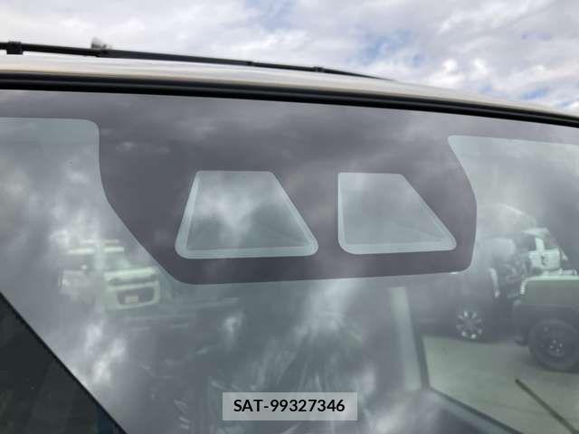 Daihatsu TANTO 2025-03 6914453-6