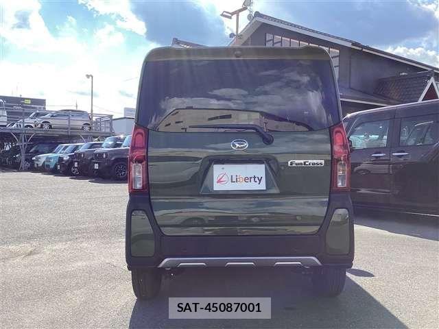 Daihatsu TANTO 2025-10 6914463-9