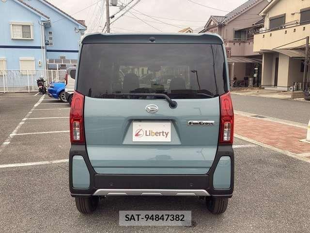 Daihatsu TANTO 2025-02 6914468-9