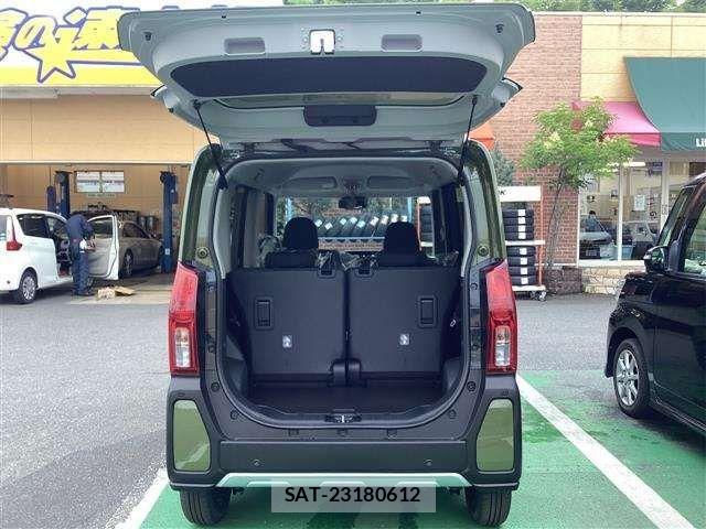Daihatsu TANTO 2025-04 6914479-14