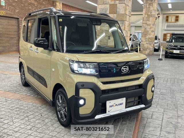 Daihatsu TANTO 2023-08 6914488-9