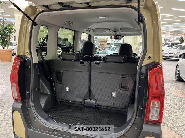 Daihatsu TANTO 2023-08 6914488-5