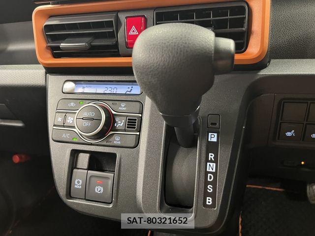 Daihatsu TANTO 2023-08 6914488-8
