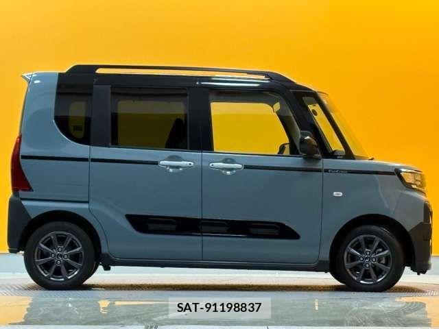 Daihatsu TANTO 2022-10 6914482-13
