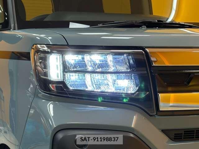 Daihatsu TANTO 2022-10 6914482-18