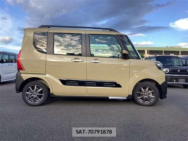 Daihatsu TANTO 2025-06 6914477-9