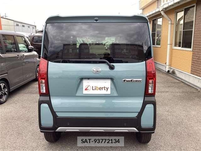 Daihatsu TANTO 2025-08 6914476-9