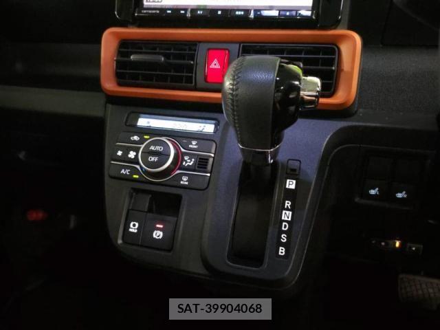 Daihatsu TANTO 2023-05 7226097-18