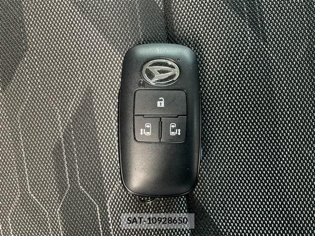 Daihatsu TANTO 2025-01 7226106-21
