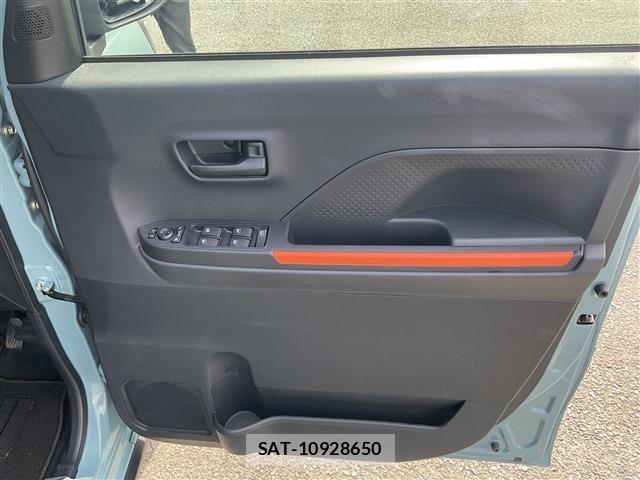 Daihatsu TANTO 2025-01 7226106-8