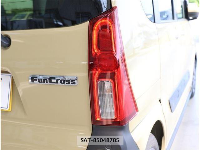 Daihatsu TANTO 2025-01 7226107-23