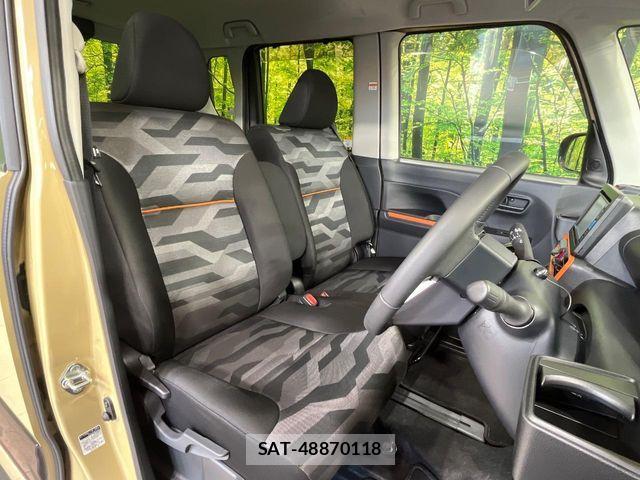 Daihatsu TANTO 2022-10 7226096-7