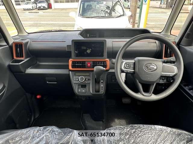 Daihatsu TANTO 2025-03 7330644-9