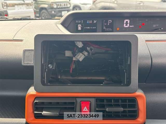 Daihatsu TANTO 2025-04 7330638-6