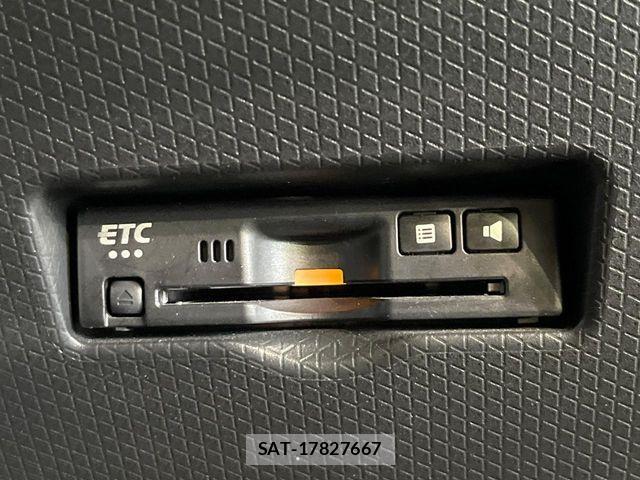 Daihatsu TANTO 2022-12 7330639-5