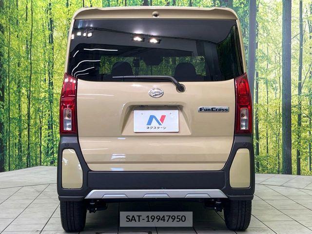 Daihatsu TANTO 2022-11 7330635-14