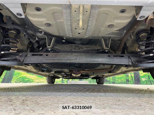 Daihatsu TANTO 2023-09 7458412-19