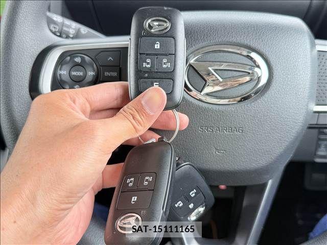 Daihatsu TANTO 2023-10 7458411-17