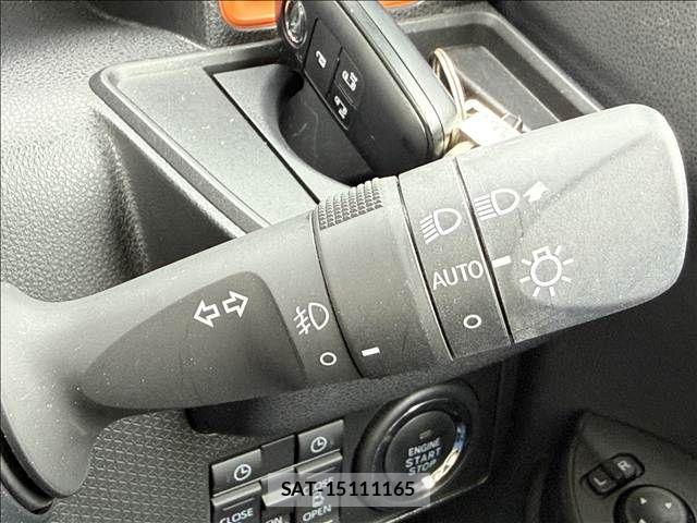 Daihatsu TANTO 2023-10 7458411-26